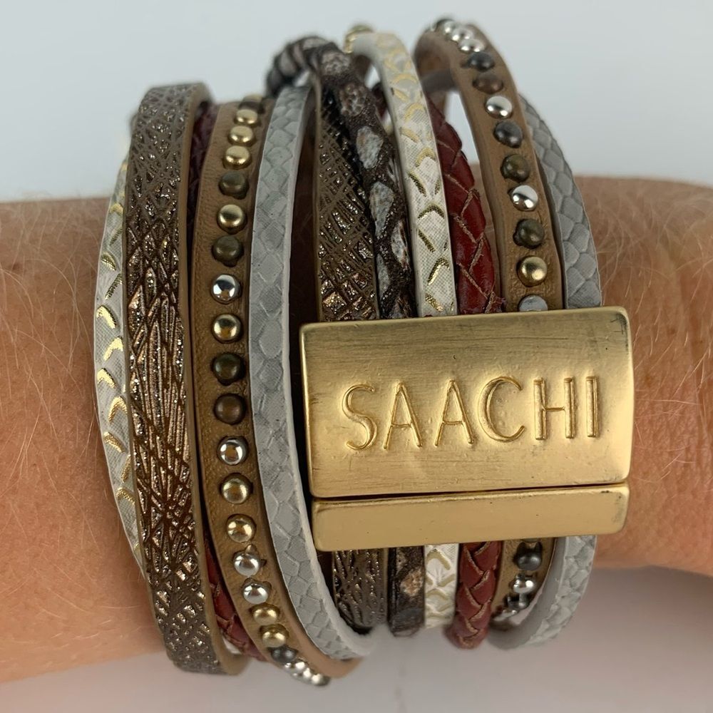 New Saachi Bracelet Genuine Leather Rhinestones Alloy Magnetic Bracelet